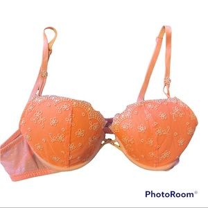 Victoria Secret Padded Demi (32B)